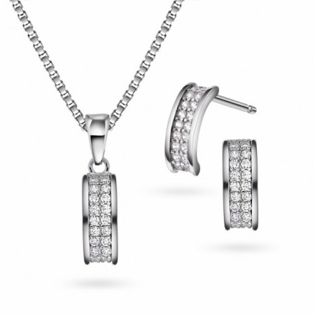 Sett i rhodinert sølv med zirkonia